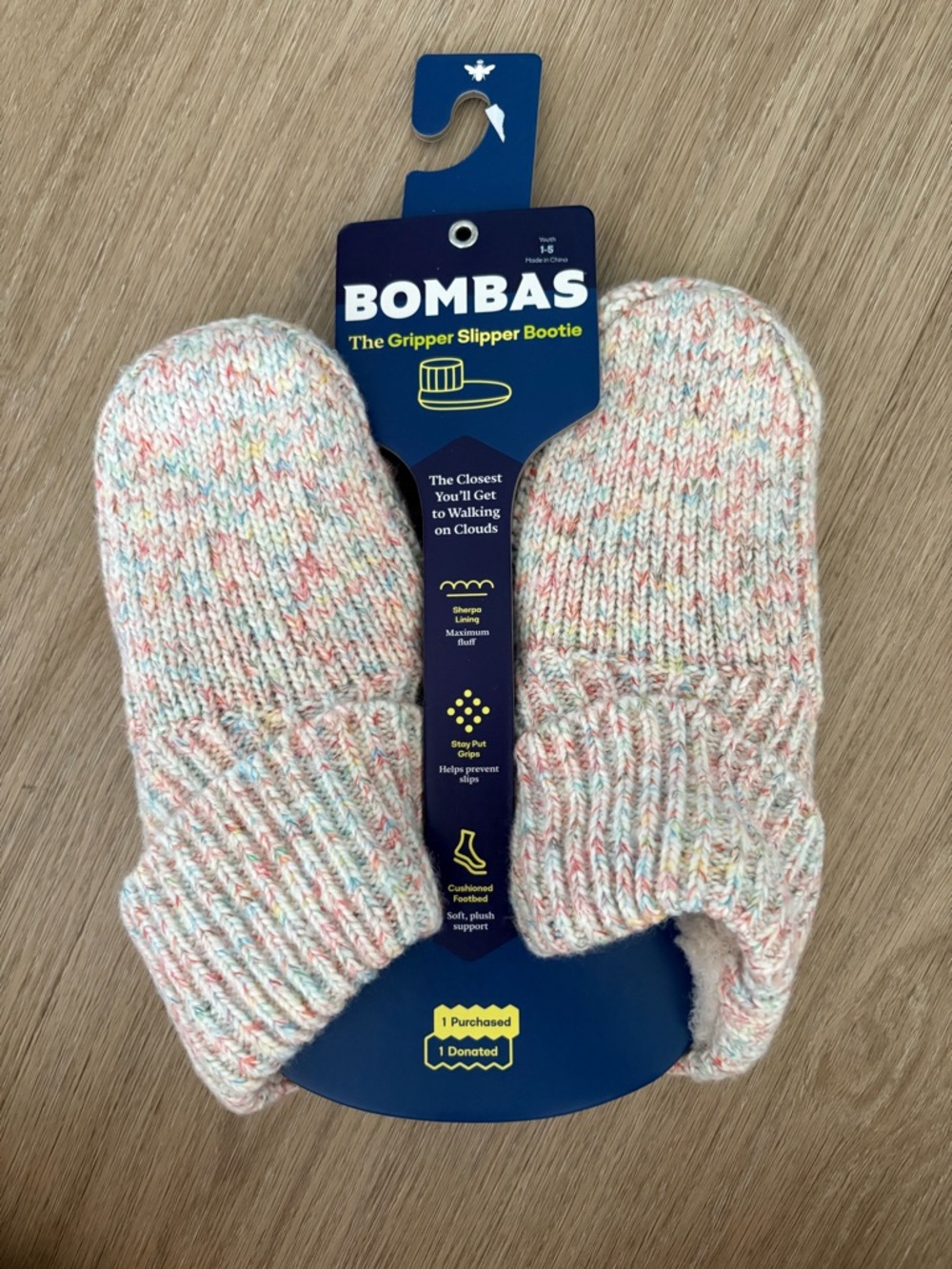 Bombas Kids Gripper Slipper Booties - Speckled Cream with Pink & Blue